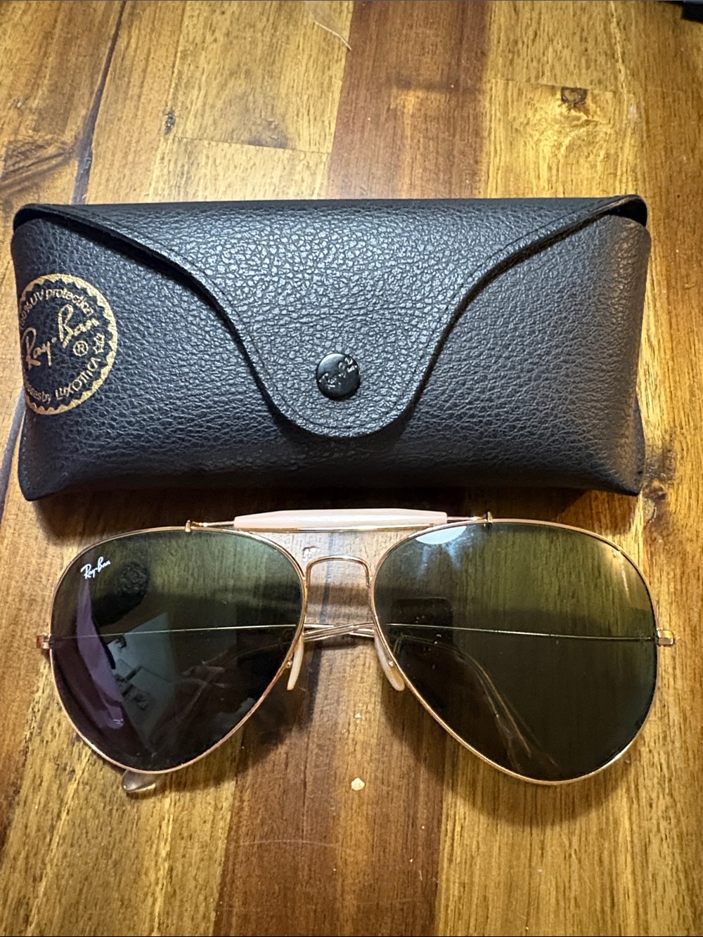 Ray-Ban Outdoorsman Unisex Aviator Sunglasses in Gold with Green Lenses